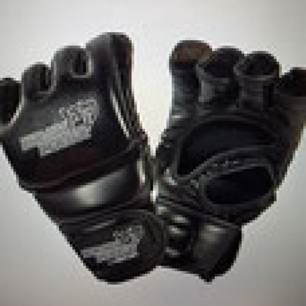 Krav Maga Strike GLV Handschuhe von Century